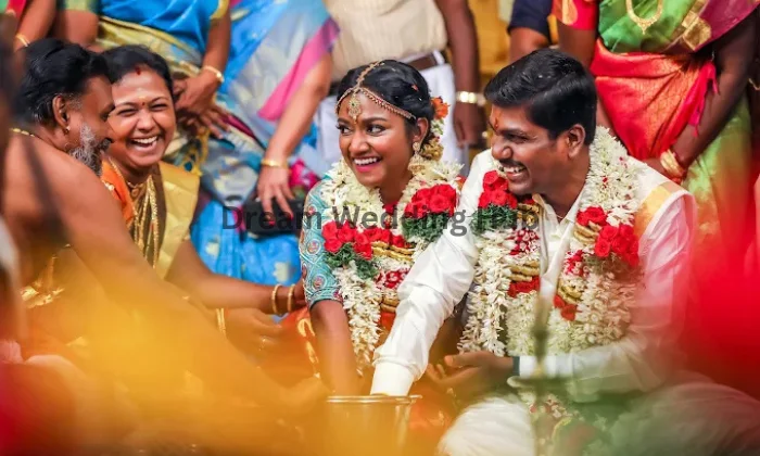 Chennai Best Wedding Candid Photographers